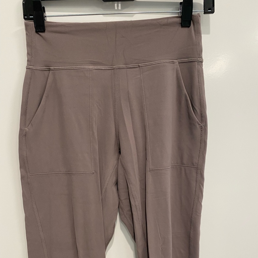 Lululemon align jogger crop